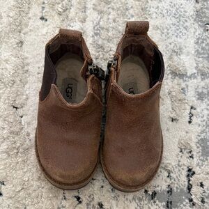 UGG Kids Chestnut Suede Side-Zip Chelsea Boots